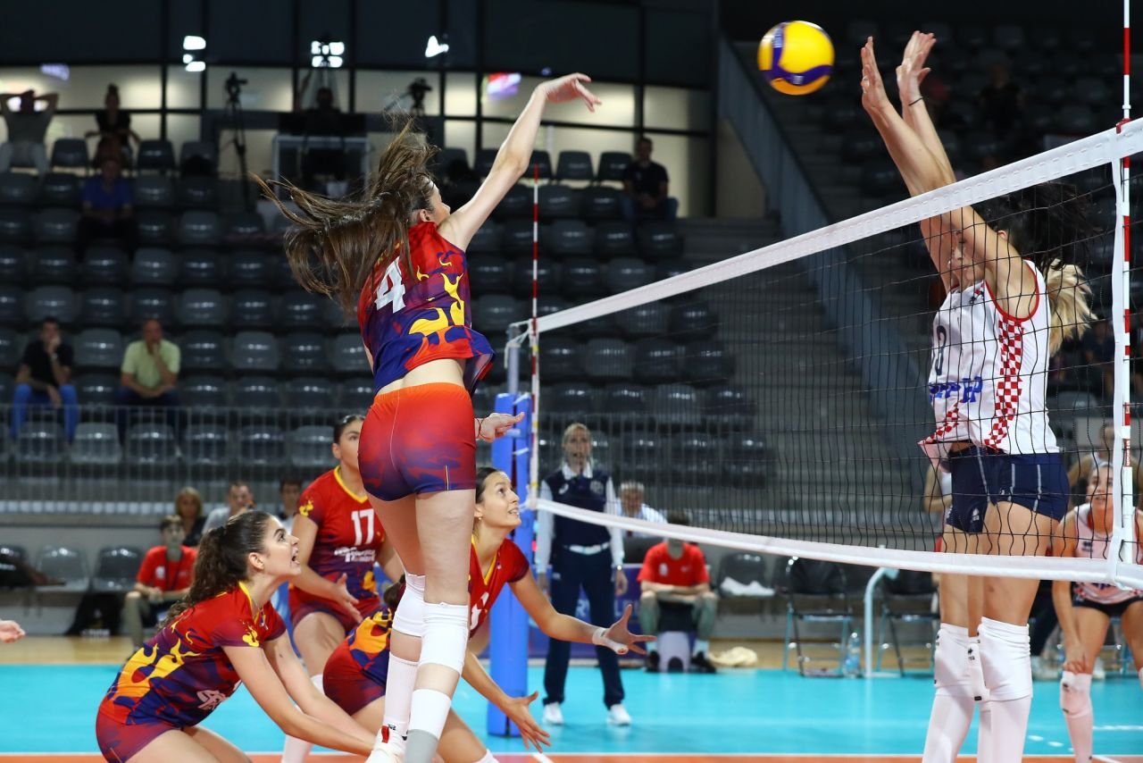 ”Ce seară minunată, luptăm pentru semifinale”! Naționala de fete Under 18 a României, a treia victorie la EURO, cu Bianca Cucu fantastică_6