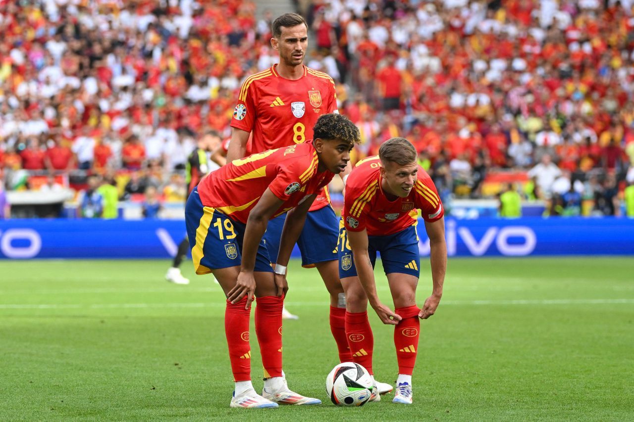 Trio letal iberic și minunea Spaniei este cel mai bun pasator decisiv de la EURO 2024! Dennis Man se află pe locul 2 în topul assist-urilor_1