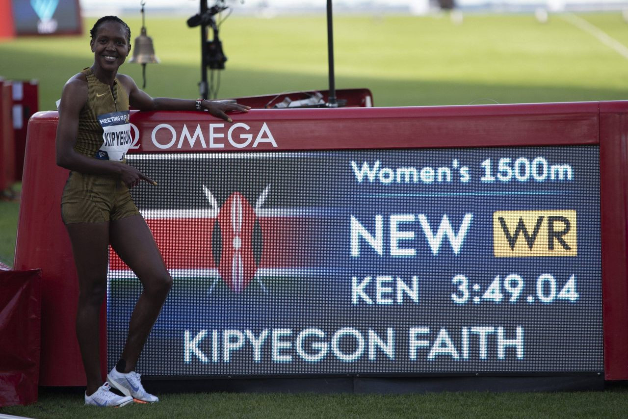 Faith Kipyegon, atleta care concurează doar cu ea însăși! Dubla campioană olimpică și a lumii și-a bătut propriul record mondial_14