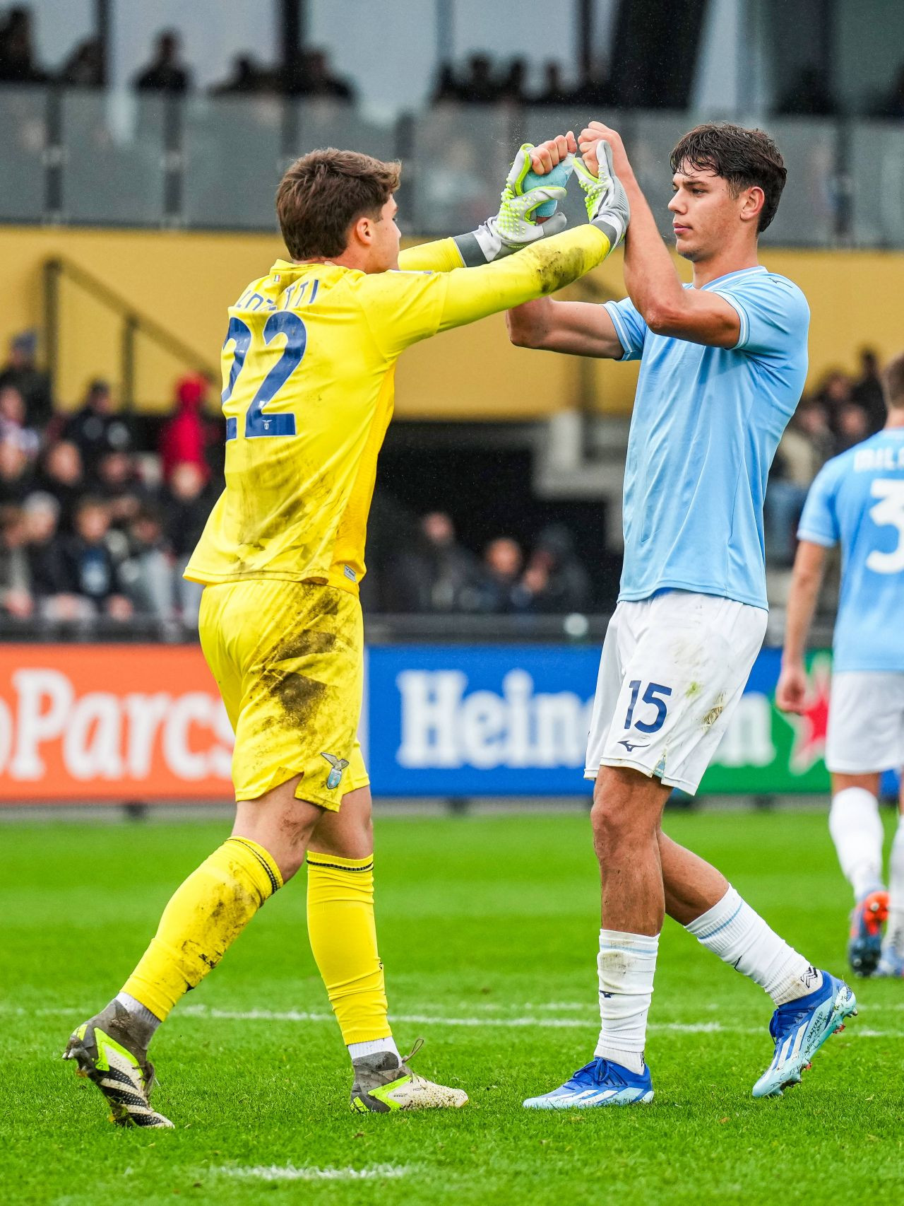 Fundașul român de Champions League de la Lazio a semnat azi cu AC Milan! ”Milan e Milan, m-au tratat la alt nivel”_10