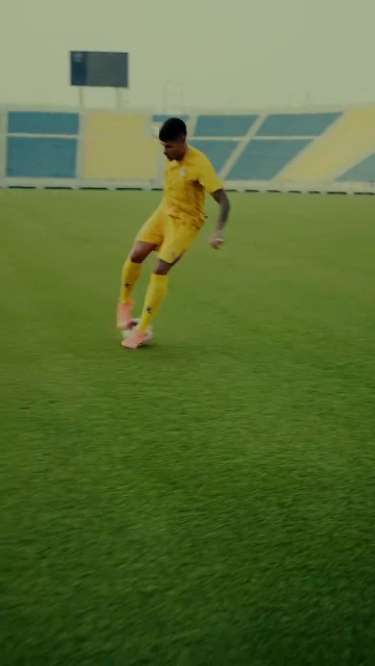 Florinel Coman, prezentat la Al Gharafa! Detaliile contractului + ce număr va purta_6