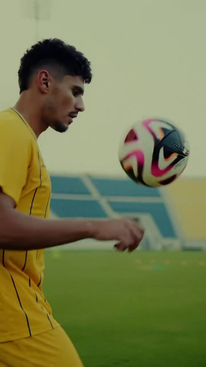 Florinel Coman, prezentat la Al Gharafa! Detaliile contractului + ce număr va purta_10