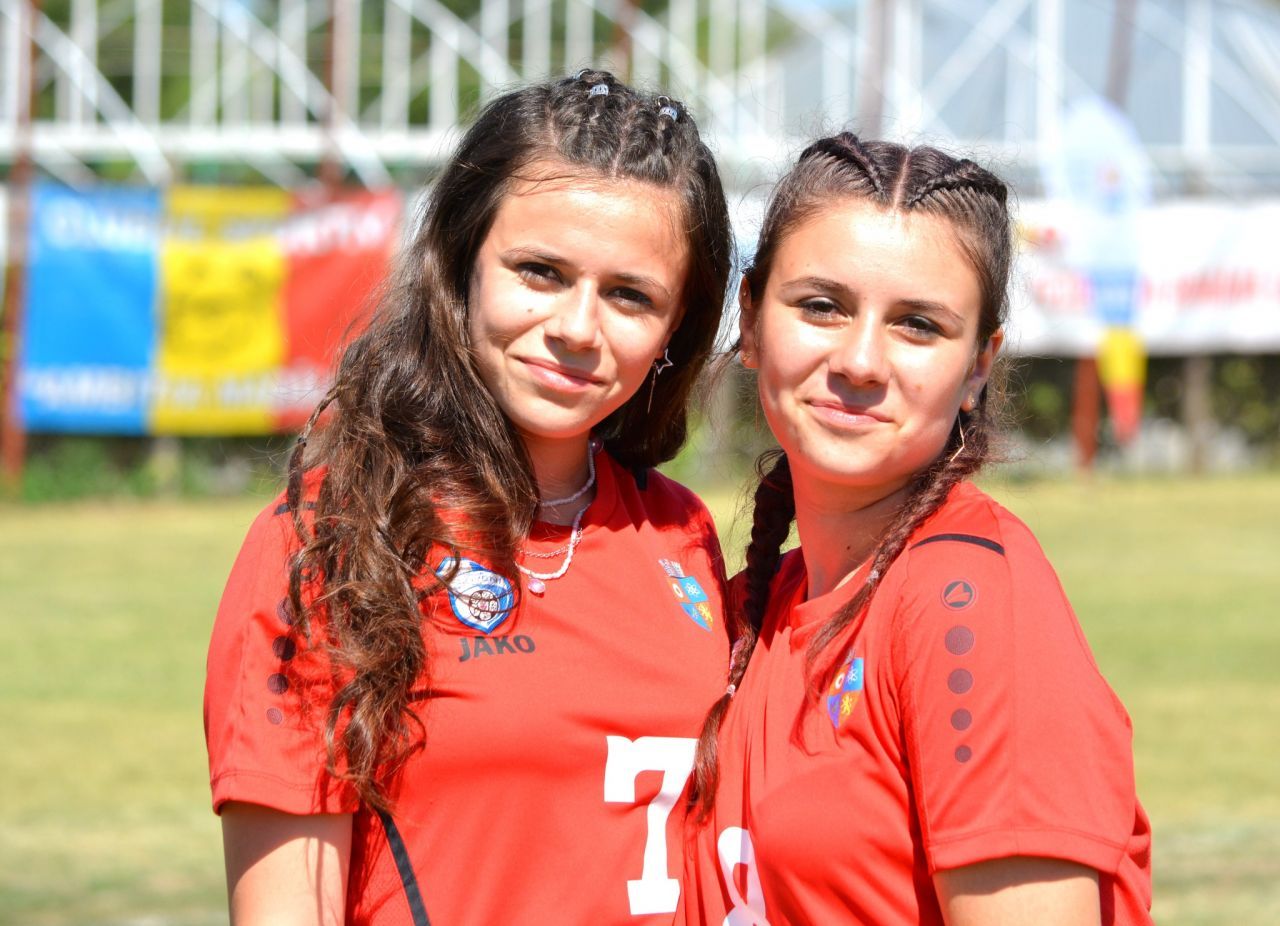 Fetele au făcut spectacol pe stadion! Clubul fără rival în Campionatele Naționale de oină, sportul național al României_2