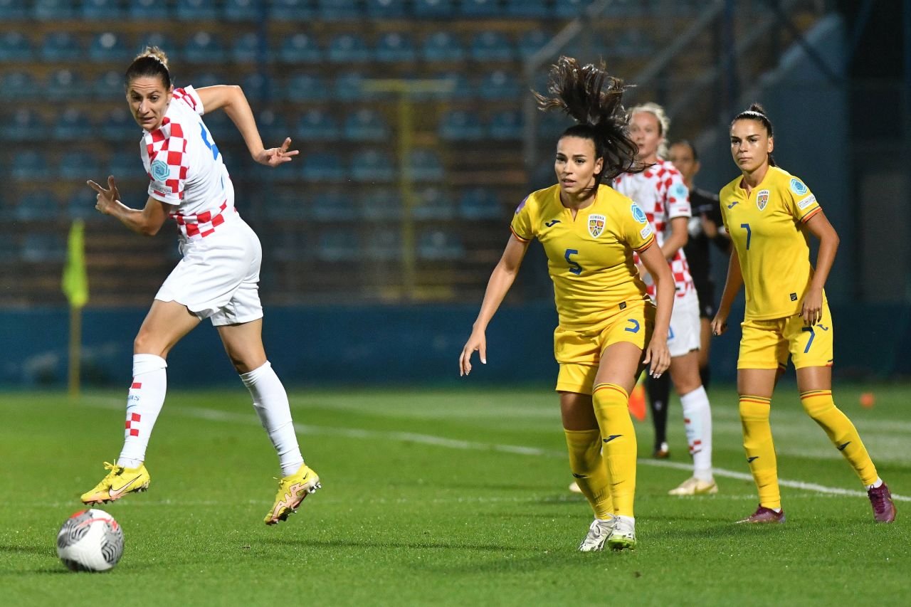 Rămasă fară echipă de club, Teodora Meluță se pregătește cu naționala pentru calificarea la EURO 2025!_12