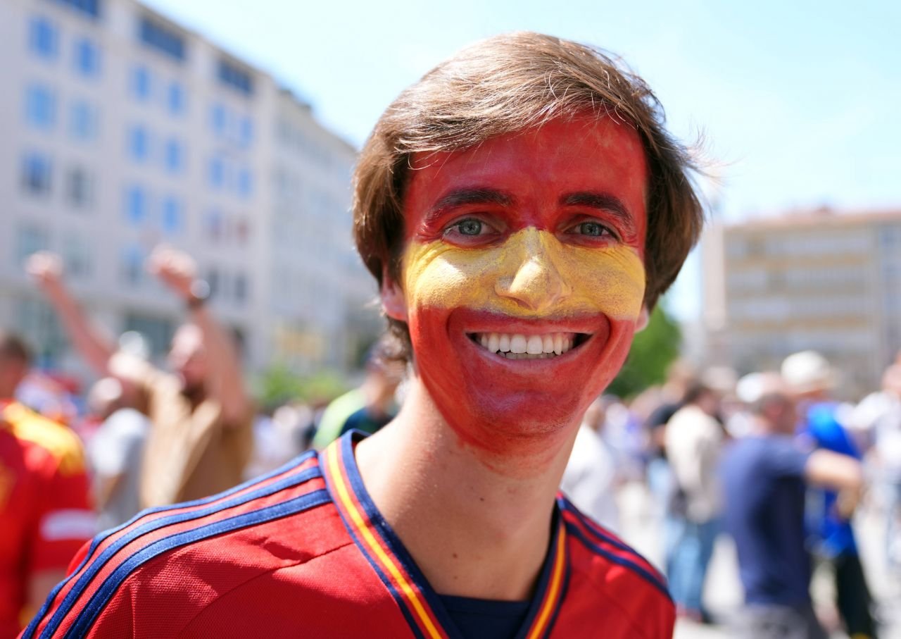 Atmosferă electrizantă pe străzile din Munchen! Spectacol de culori înainte de Spania - Franța_32