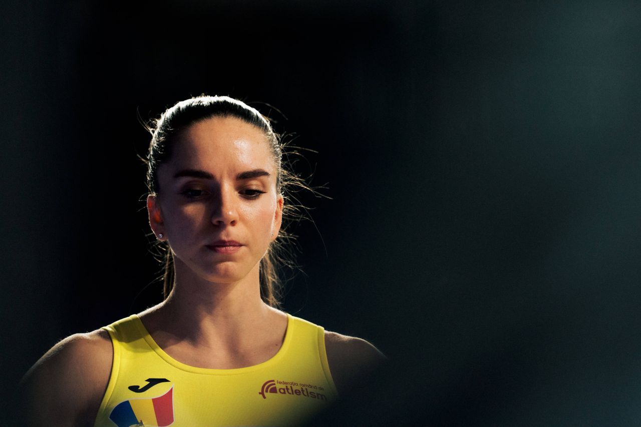 Andrea Miklos, frumoasa sprinteră din Ovalul Magic.