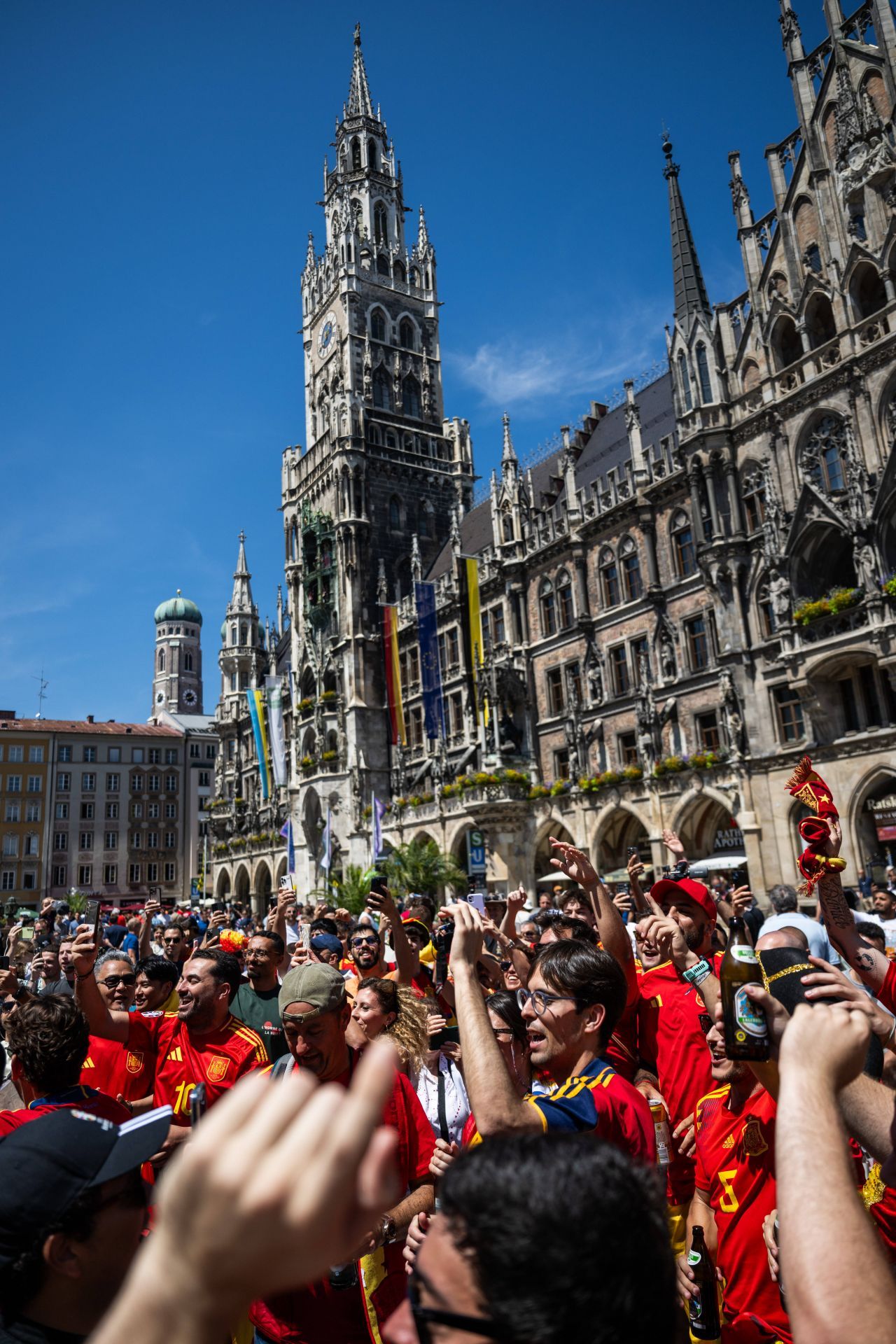 Atmosferă electrizantă pe străzile din Munchen! Spectacol de culori înainte de Spania - Franța_42