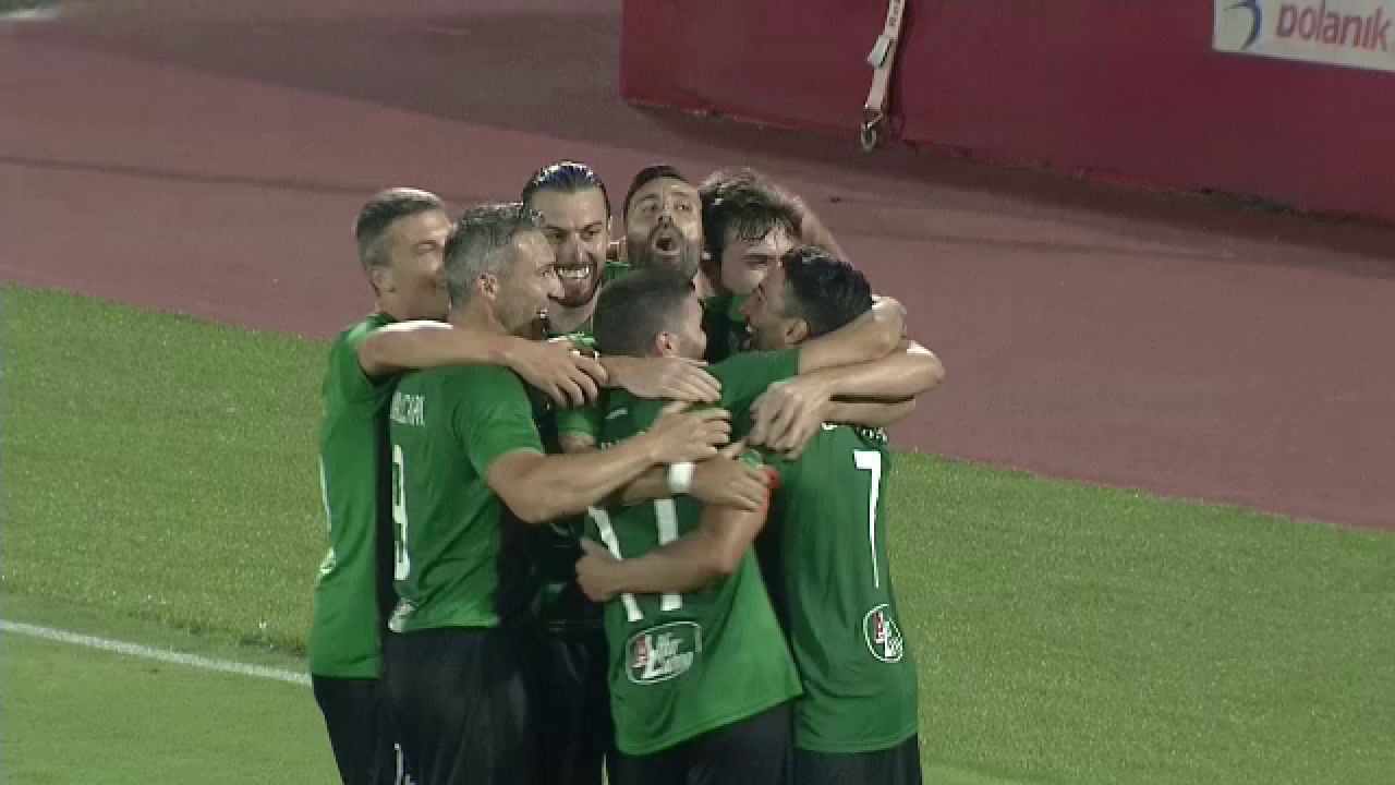 Cum au reacționat jucătorii lui Virtus după ce au dat golul de onoare în meciul cu FCSB! Piovaccari a dat tonul ”sărbătorii”_1