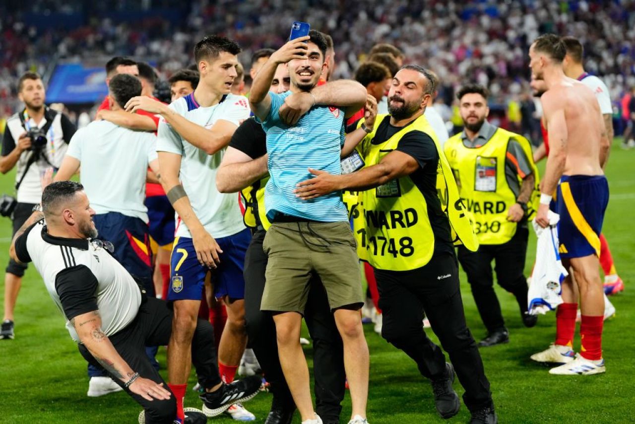 Teribil! Vestea primită de Alvaro Morata după accidentarea stupidă de dinaintea finalei EURO 2024_5