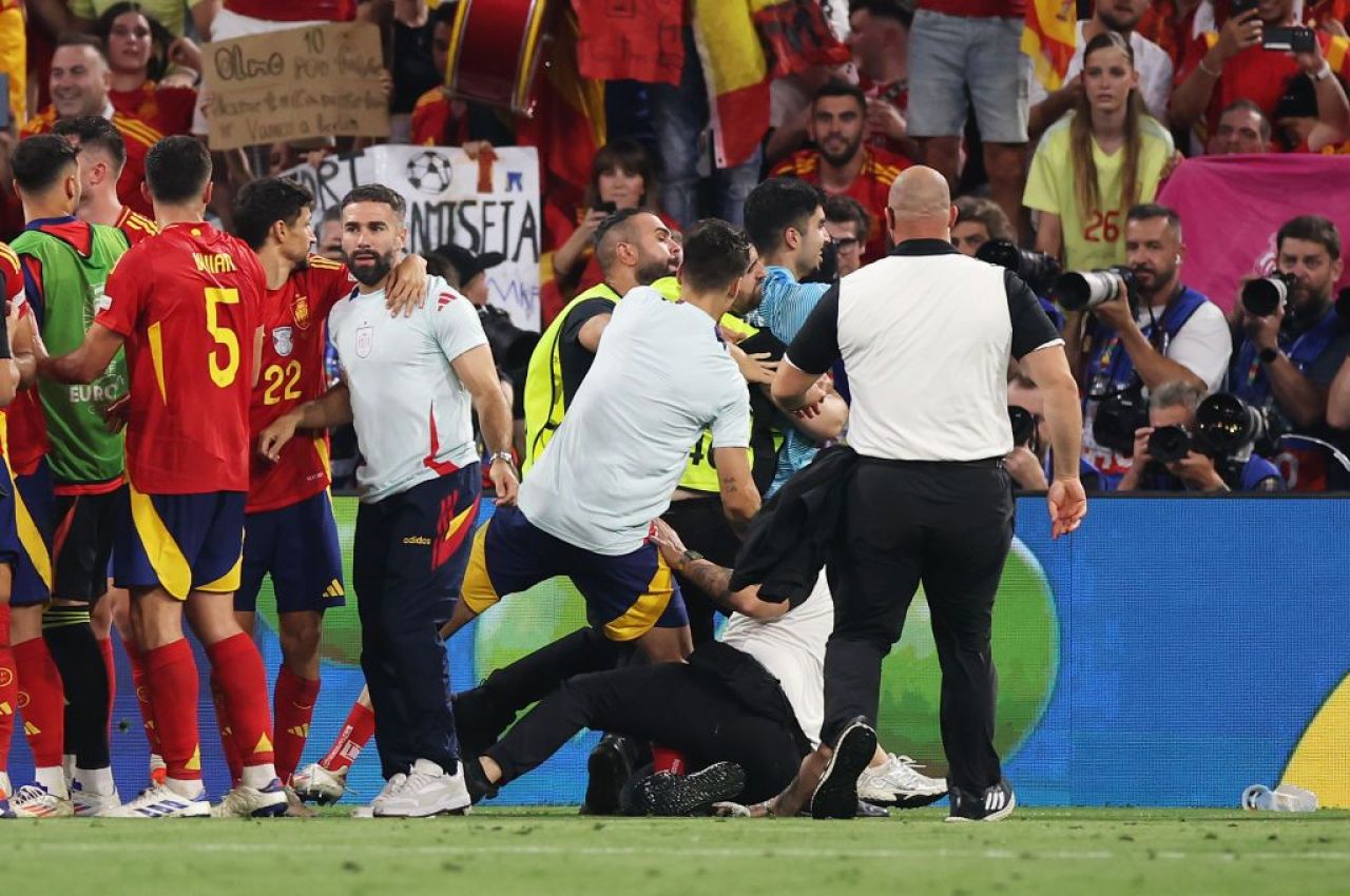 Teribil! Vestea primită de Alvaro Morata după accidentarea stupidă de dinaintea finalei EURO 2024_11