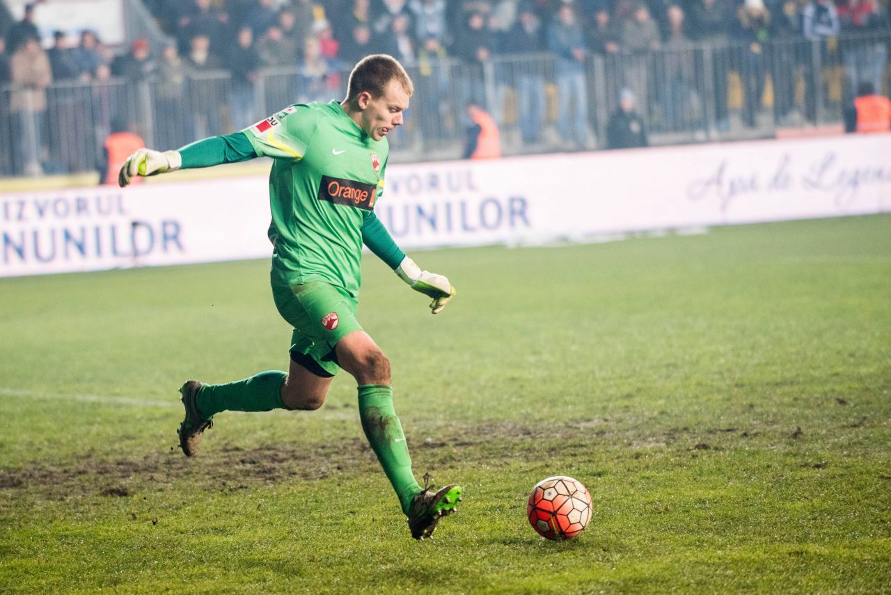 Echipa din Champions League la care joacă 5 foști fotbaliști din România a făcut și ea show în turul 1 preliminar!_4