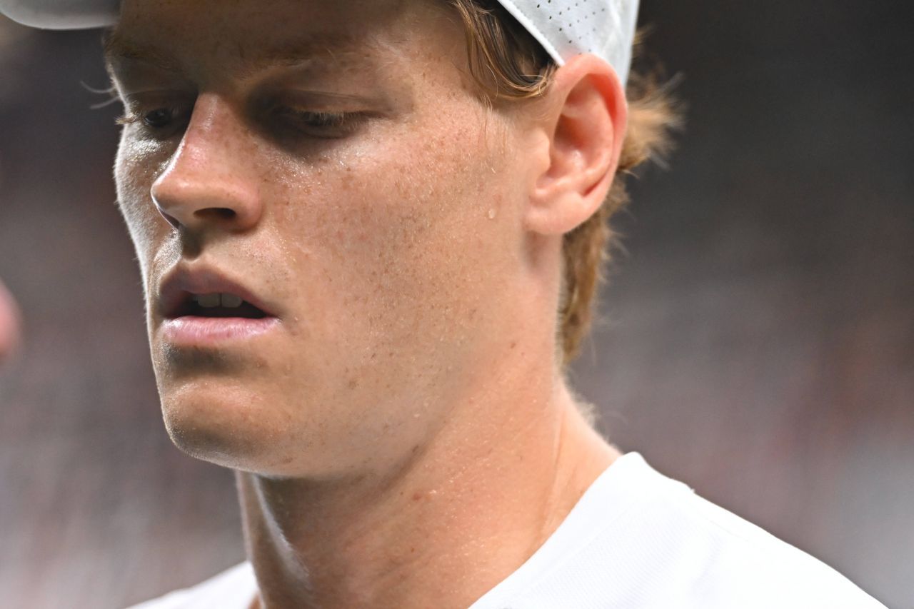 Jannik Sinner e OUT! Lui Darren Cahill nu i-a venit să creadă. Ce s-a întâmplat în meciul cu Medvedev_49