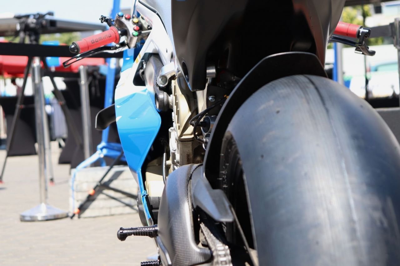 Franco Morbidelli, fostul vicecampion mondial din MotoGP, s-a întâlnit cu fanii săi într-o benzinărie din București!_4