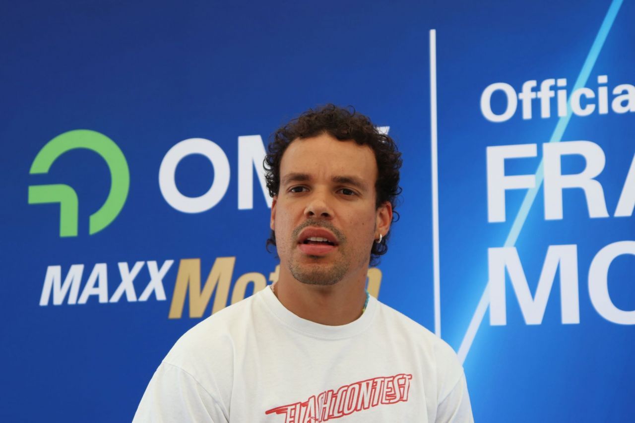Franco Morbidelli, fostul vicecampion mondial din MotoGP, s-a întâlnit cu fanii săi într-o benzinărie din București!_10