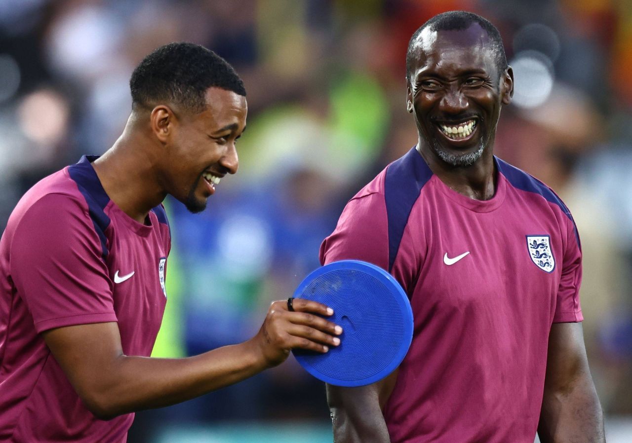Unicul olandez care s-a bucurat pe teren după victoria Angliei din semifinalele EURO 2024_4
