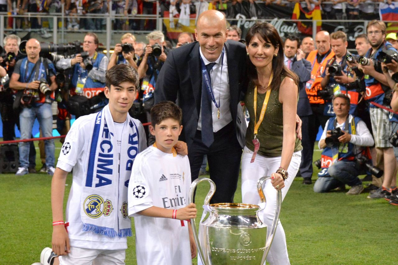 Zidane, OUT de la Real Madrid! _2