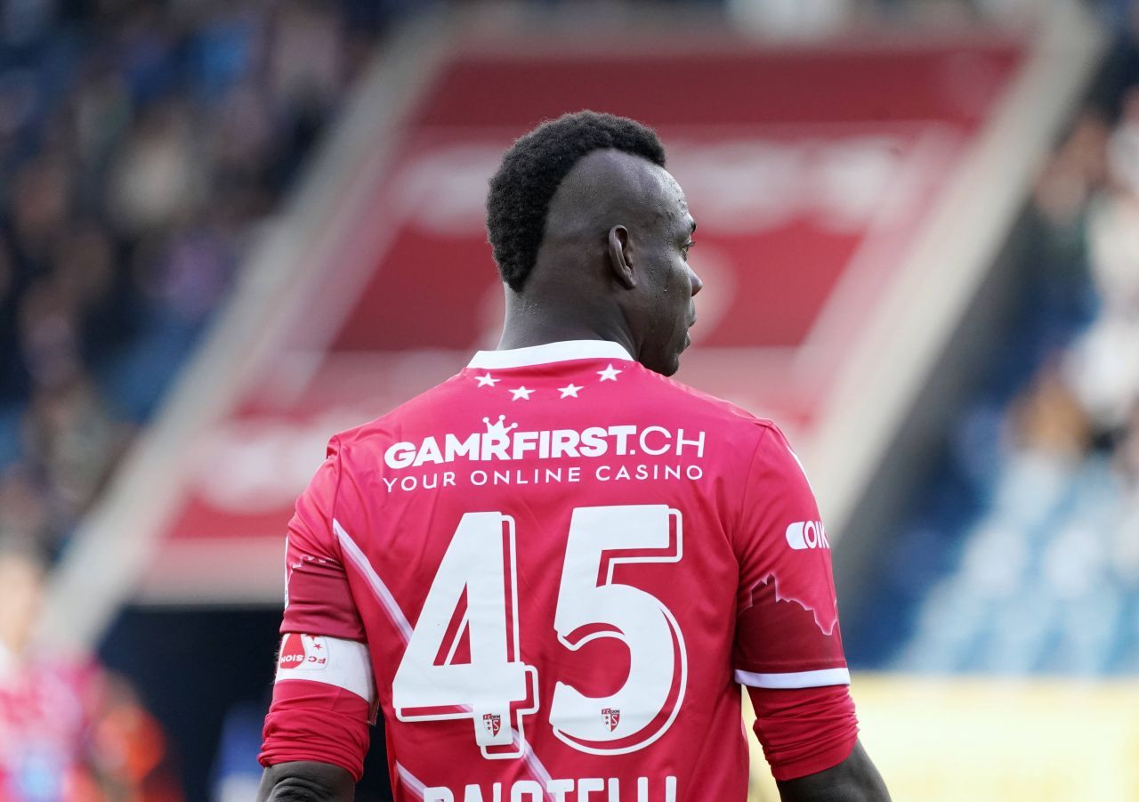 Mario Balotelli are contractul pe masă!