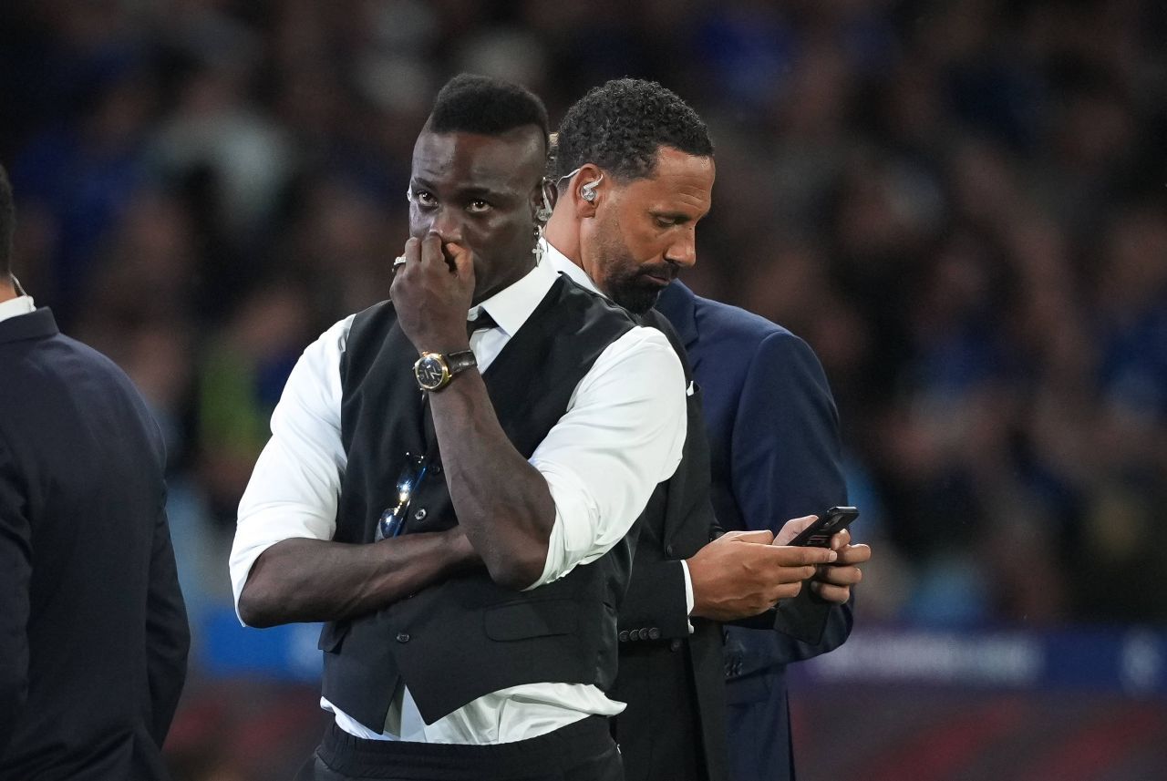Mario Balotelli are contractul pe masă!