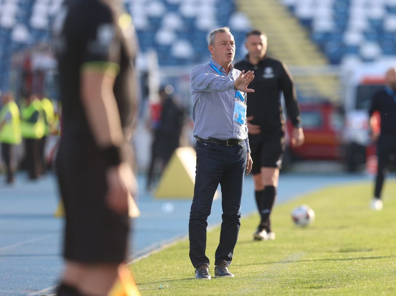 UTA Arad - Rapid 1-1. Final nebun: gol anulat pentru gazde, arădenii revoltați. Suporterii au strigat: 
