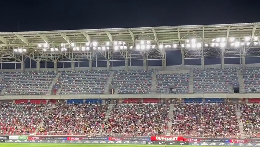 Într-o seară toridă de vară, în Ghencea bate vântul! Cum arată tribunele la FCSB - ”U” Cluj_7