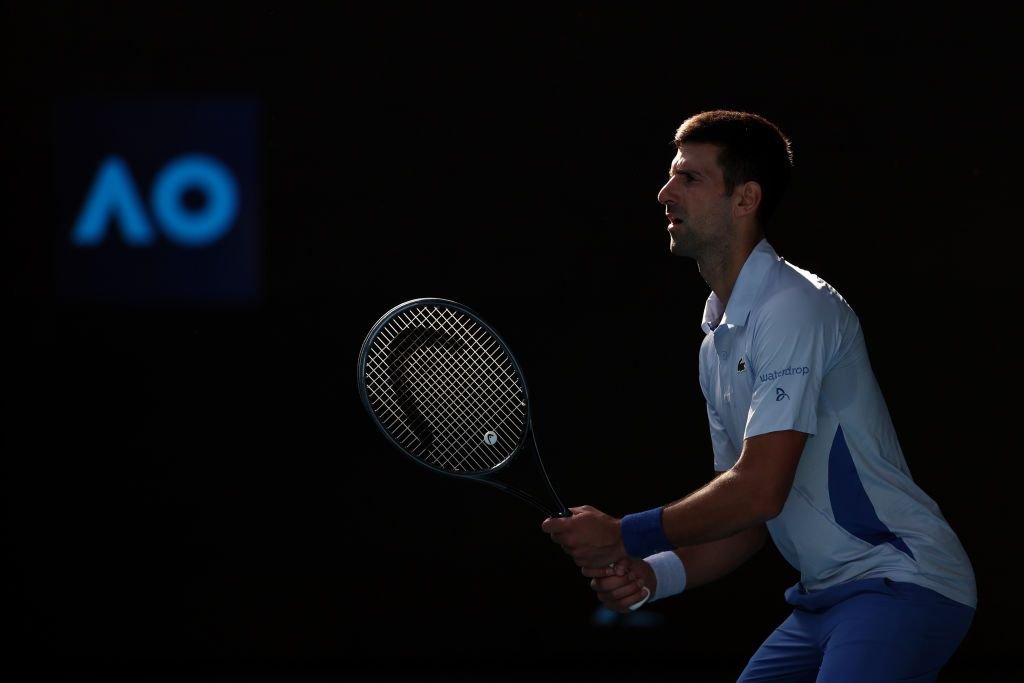 Alcaraz îl surclasează pe Djokovic în finala Wimbledon 2024 și face „dubla Paris - Londra”_17