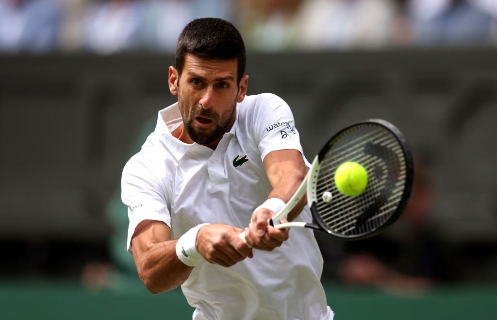 Alcaraz îl surclasează pe Djokovic în finala Wimbledon 2024 și face „dubla Paris - Londra”_36