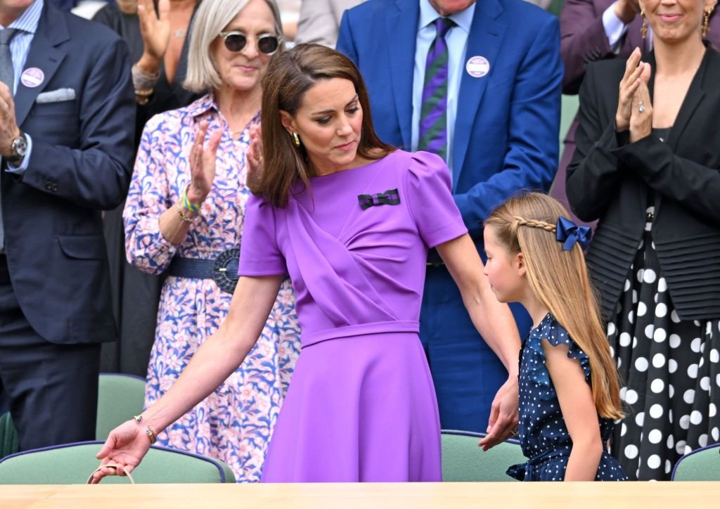 Apariție rară pentru Kate Middleton, alături de Prințesa Charlotte. Cum arată la patru luni după ce a făcut anunțul despre cancer_6