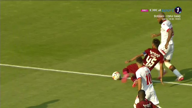 CFR Cluj - Dinamo a început cu o fază controversată! ”Câinii” au cerut un penalty_5