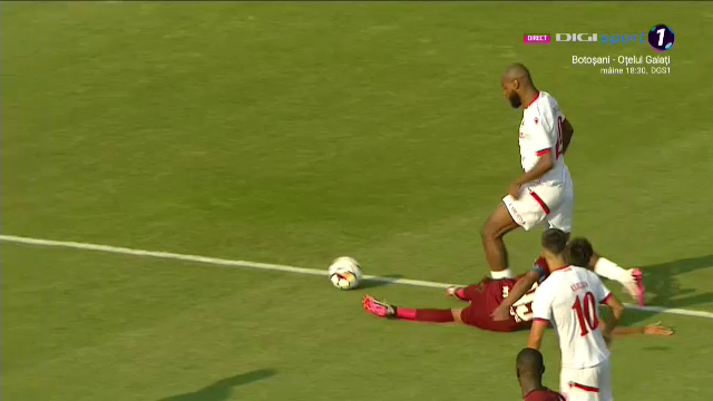 CFR Cluj - Dinamo a început cu o fază controversată! ”Câinii” au cerut un penalty_6