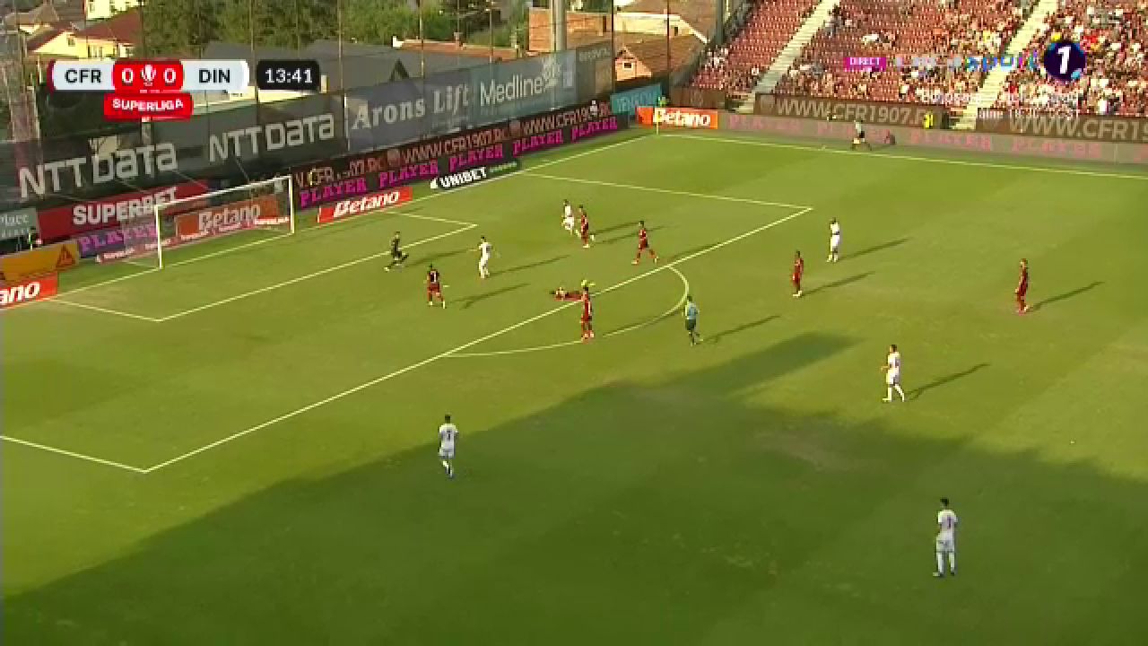 Nu degeaba i-au dat #10! Cătălin Cîrjan, gol senzațional la debut pentru Dinamo: ”Superexecuție”_6