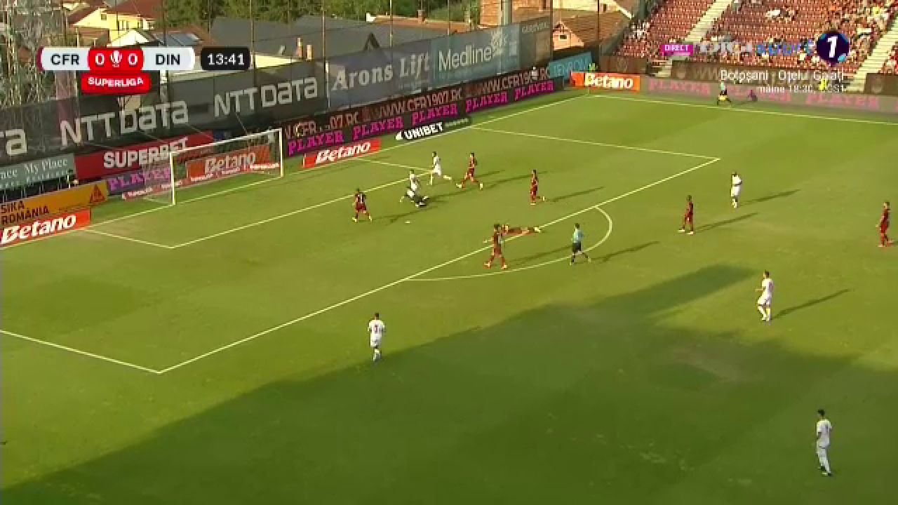 Nu degeaba i-au dat #10! Cătălin Cîrjan, gol senzațional la debut pentru Dinamo: ”Superexecuție”_8