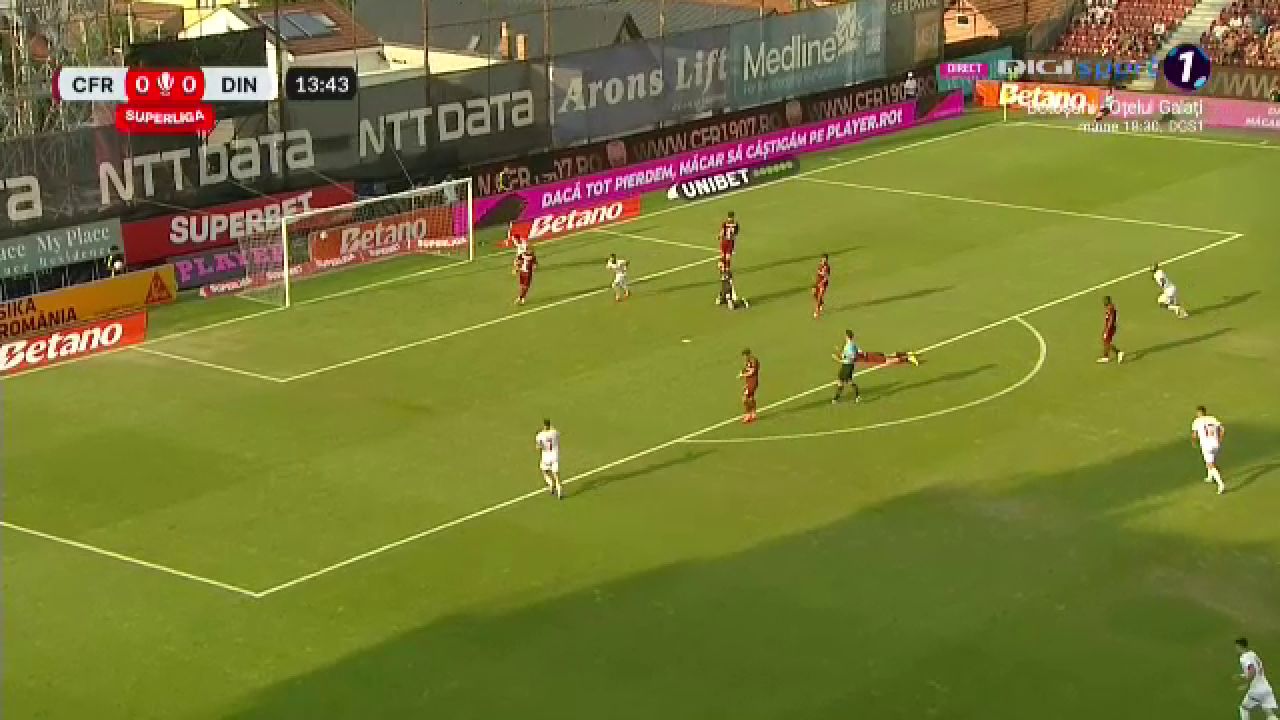 Nu degeaba i-au dat #10! Cătălin Cîrjan, gol senzațional la debut pentru Dinamo: ”Superexecuție”_12