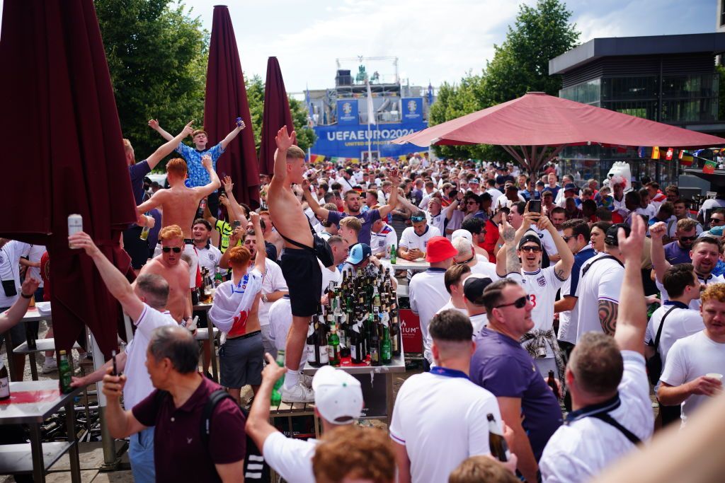 Berlinul a fost luat cu asalt de fani, înainte de finala de la EURO 2024. Spania - Anglia e de la 22:00 pe PRO TV și VOYO_5