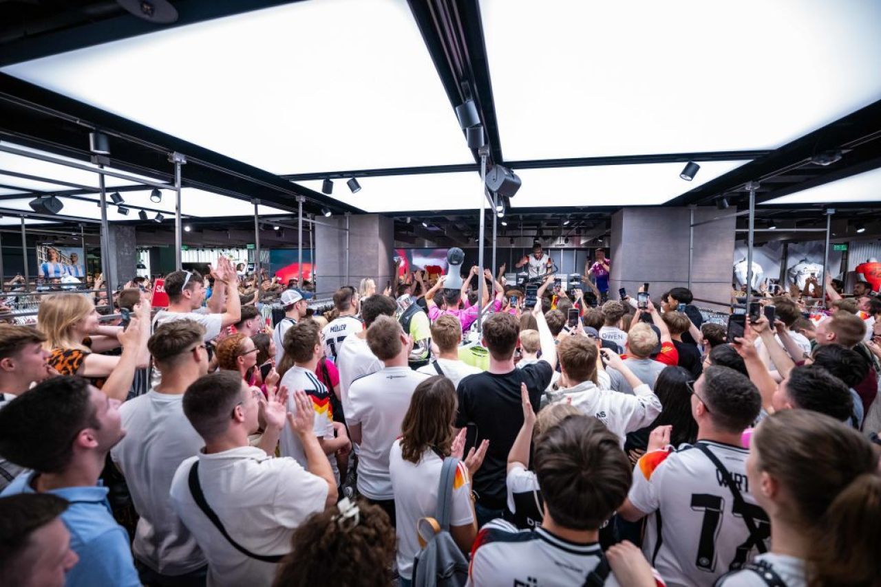 Berlinul a fost luat cu asalt de fani, înainte de finala de la EURO 2024. Spania - Anglia e de la 22:00 pe PRO TV și VOYO_9