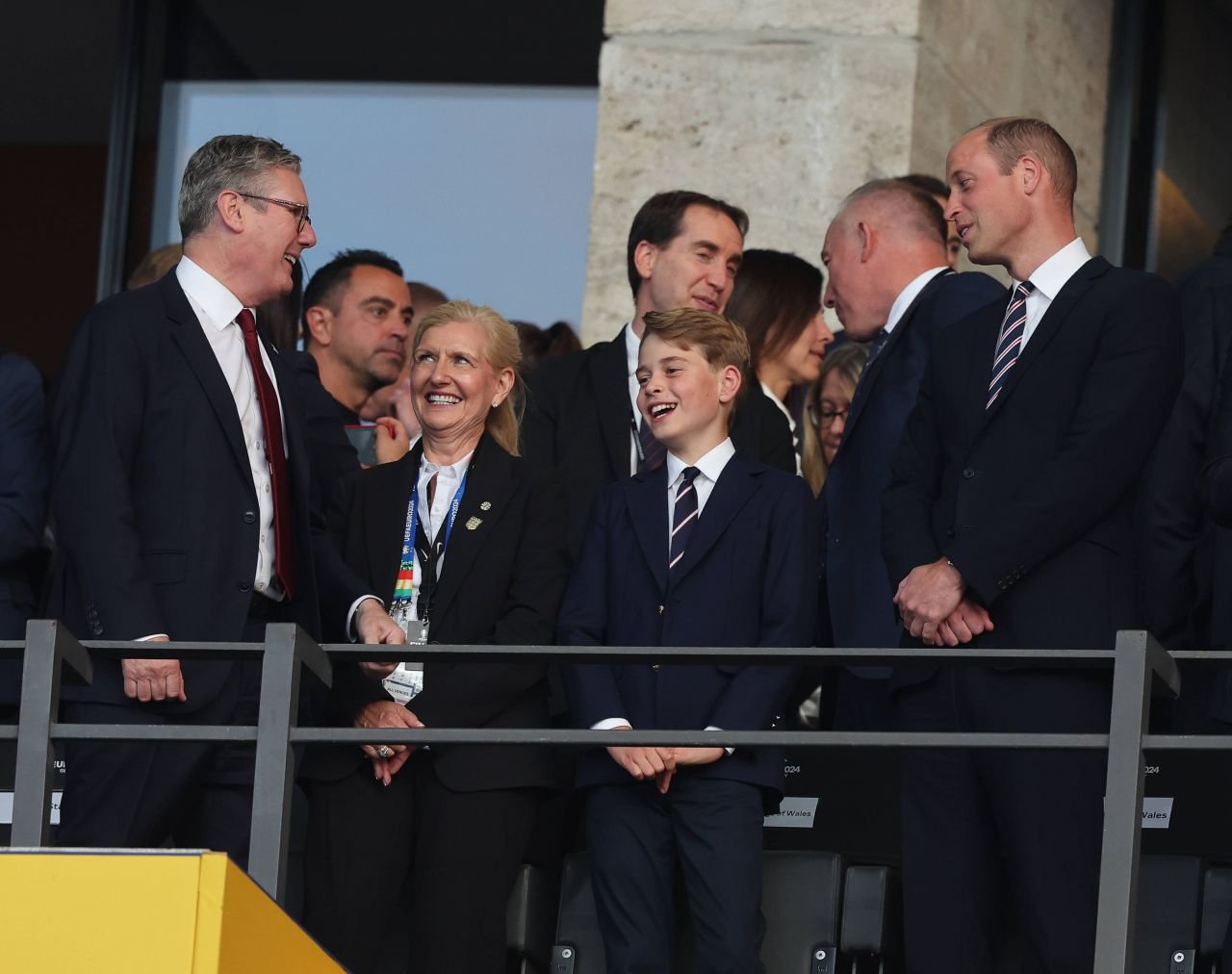 Regi, prinți, Klopp, Adele și prim-ministrul Orban, prezenți la finala EURO! Ce alte personalități sunt la Berlin + unde stă Burleanu_9