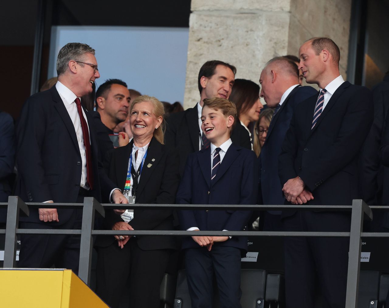Regi, prinți, Klopp, Adele și prim-ministrul Orban, prezenți la finala EURO! Ce alte personalități sunt la Berlin + unde stă Burleanu_9