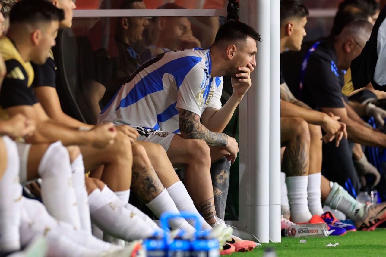 Imagini emoționante! Lionel Messi a ieșit în lacrimi de pe teren, în finala Copa America, din cauza unei accidentări _9
