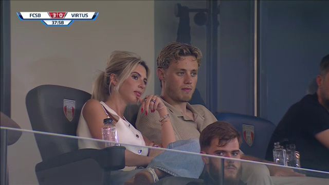 Apariție surpriză la meciul FCSB - Virtus! Cine a fost prezent în tribunele din Ghencea_3