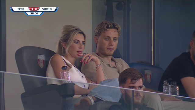 Apariție surpriză la meciul FCSB - Virtus! Cine a fost prezent în tribunele din Ghencea_6