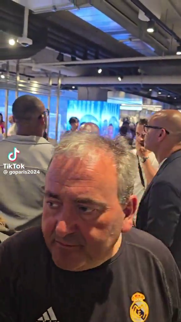 I-a băgat în faliment! Ce a făcut tatăl lui Kylian Mbappe, după prezentarea fiului său la Real Madrid_5