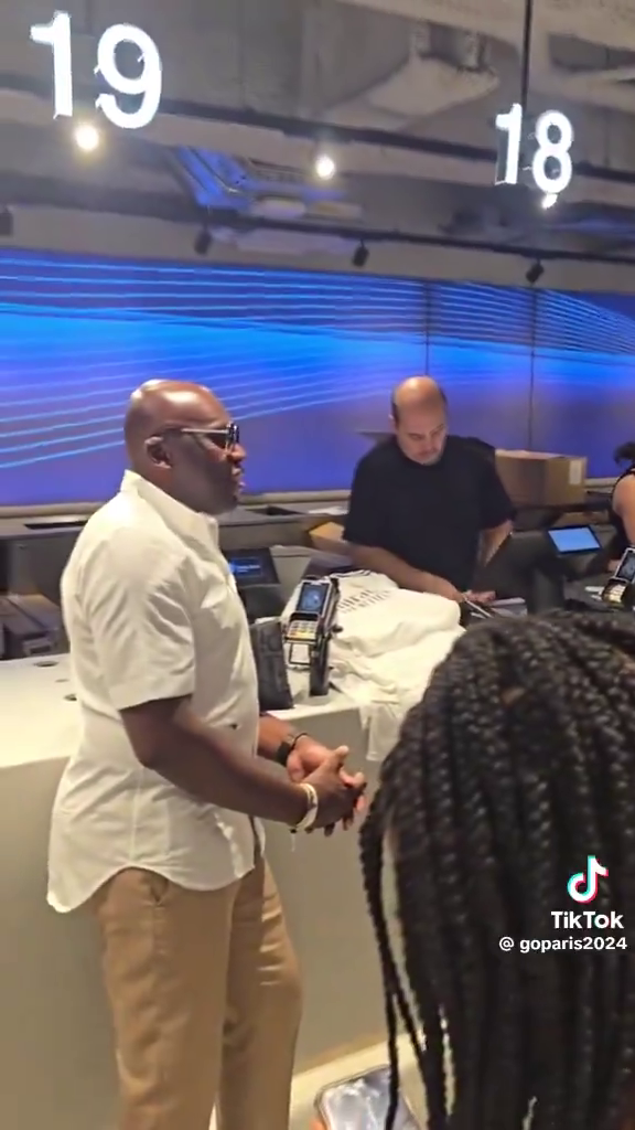 I-a băgat în faliment! Ce a făcut tatăl lui Kylian Mbappe, după prezentarea fiului său la Real Madrid_11