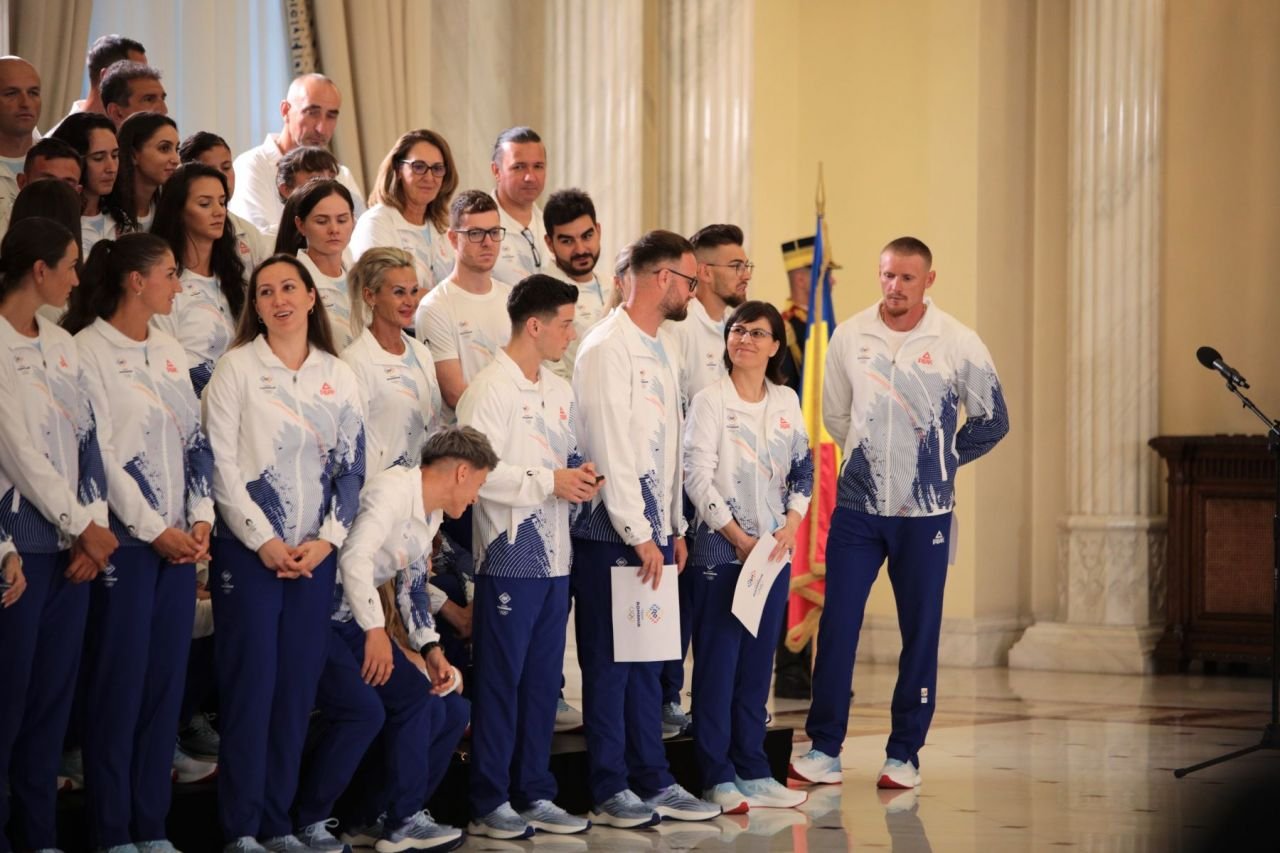 Căldura președintelui i-a sufocat pe sportivi. De ce li s-au tăiat picioarele olimpicilor care s-au întâlnit cu Klaus Iohannis_7