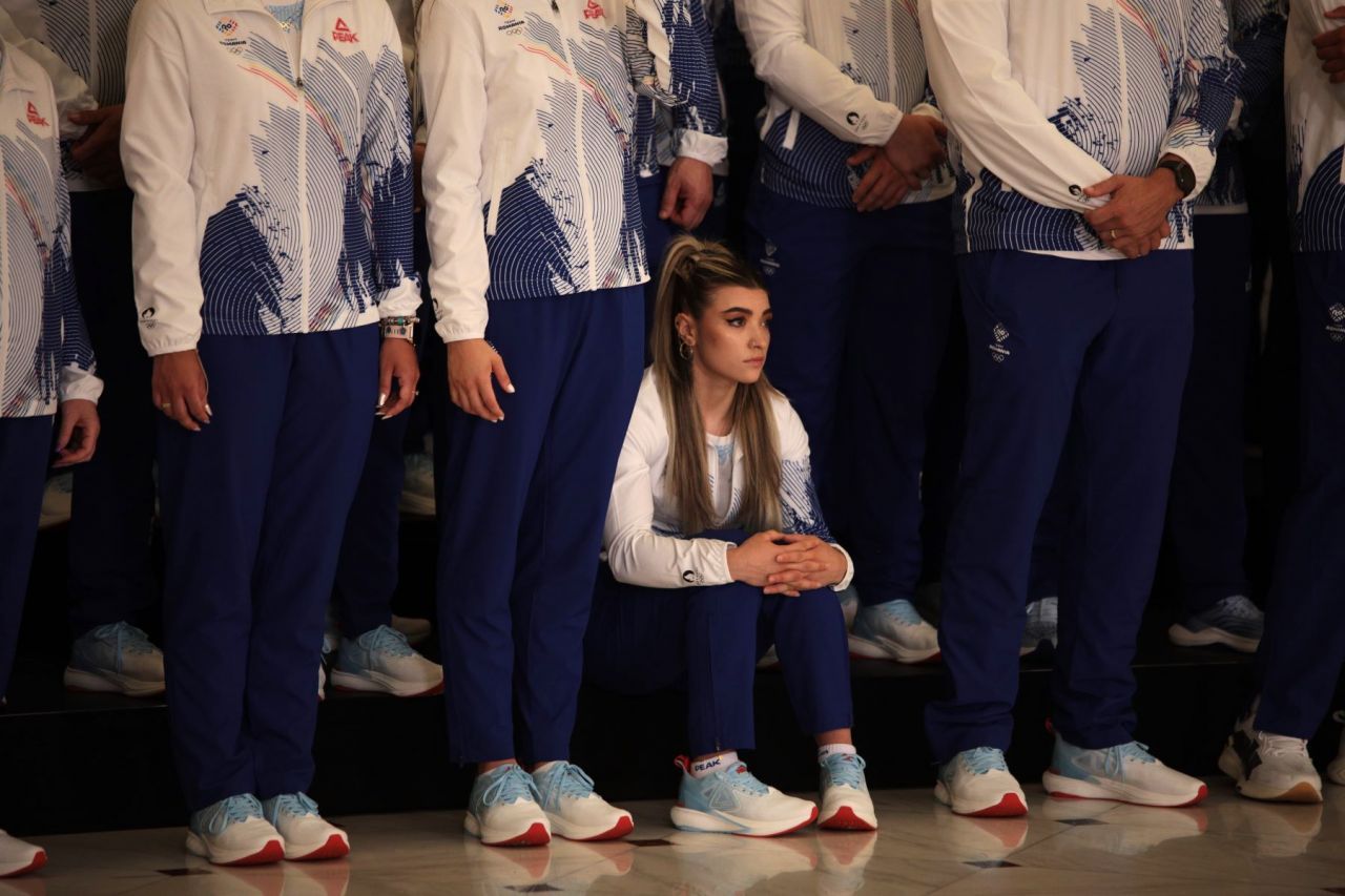 Căldura președintelui i-a sufocat pe sportivi. De ce li s-au tăiat picioarele olimpicilor care s-au întâlnit cu Klaus Iohannis_11