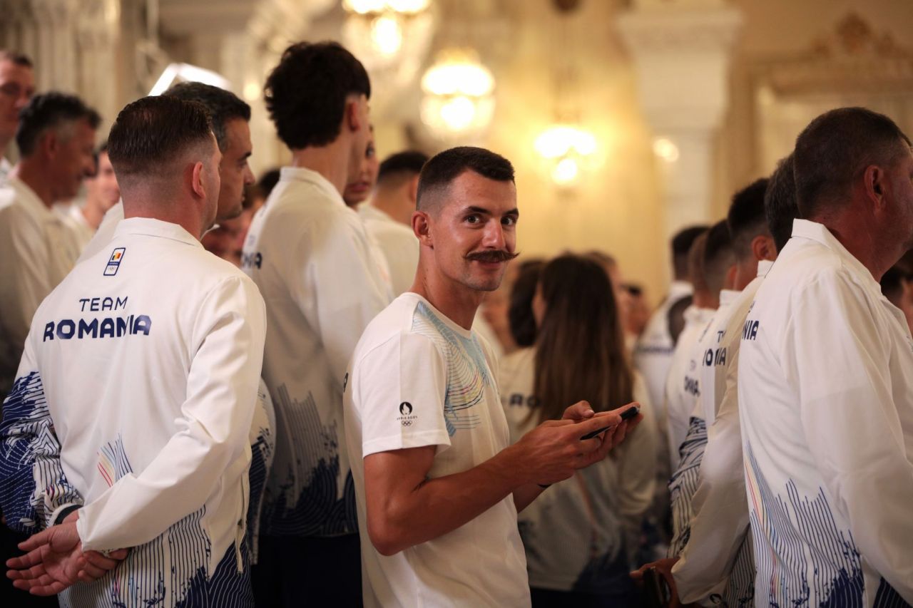Căldura președintelui i-a sufocat pe sportivi. De ce li s-au tăiat picioarele olimpicilor care s-au întâlnit cu Klaus Iohannis_12