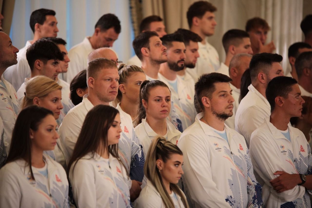Căldura președintelui i-a sufocat pe sportivi. De ce li s-au tăiat picioarele olimpicilor care s-au întâlnit cu Klaus Iohannis_17