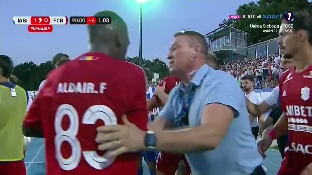 Aproape de bătaie la Poli Iași - FC Botoșani! Tony, îmbrâncit de Țigănașu, care a fost iertat de eliminare_9