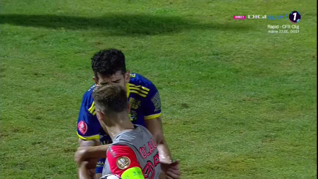 Darius Olaru, criză de nervi! Și-a trântit la pământ adversarul după ce a fost faultat_2