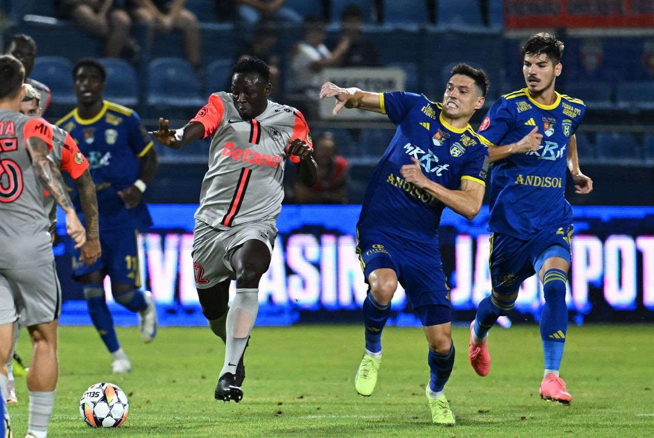 Unirea Slobozia a promovat, dar primele au rămas de Liga 2! C&acirc;ți bani vor primi jucătorii după ce au scos un punct cu FCSB