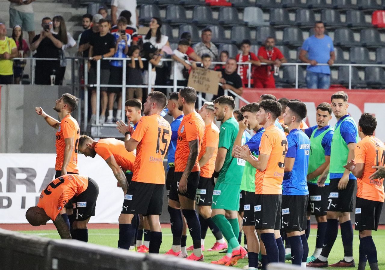 Universitatea Craiova – UTA Arad 4-2 | Oltenii obțin prima victorie în campionat și sunt lideri, provizoriu, în Superligă_2