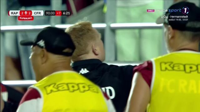 Neil Lennon nu s-a mai abținut. Gesturile făcute după ce Rapid a egalat-o pe CFR Cluj la ultima fază_2